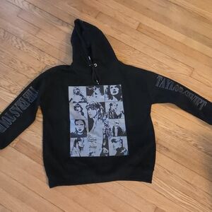 Taylor Swift Black Graphic Sweatshirt